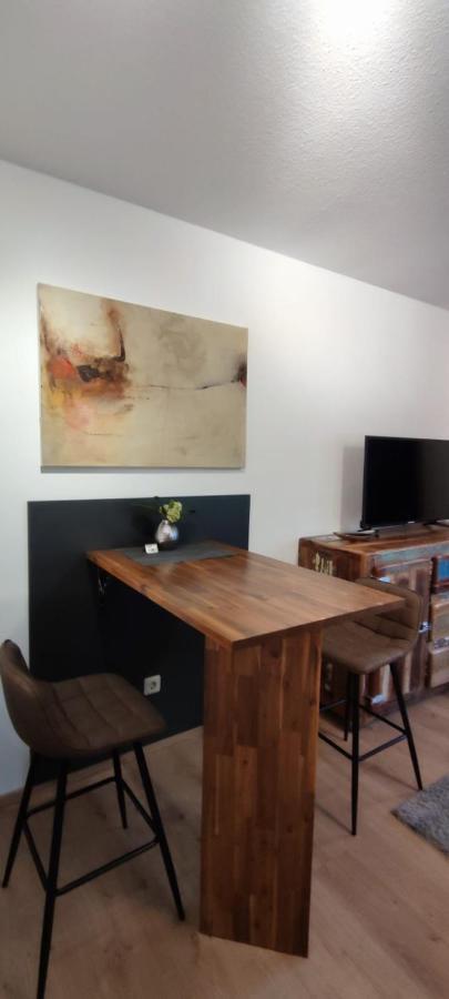 Apartment 1 Mit Terrasse Und Pkw-Stellplatz Leverkusen Extérieur photo