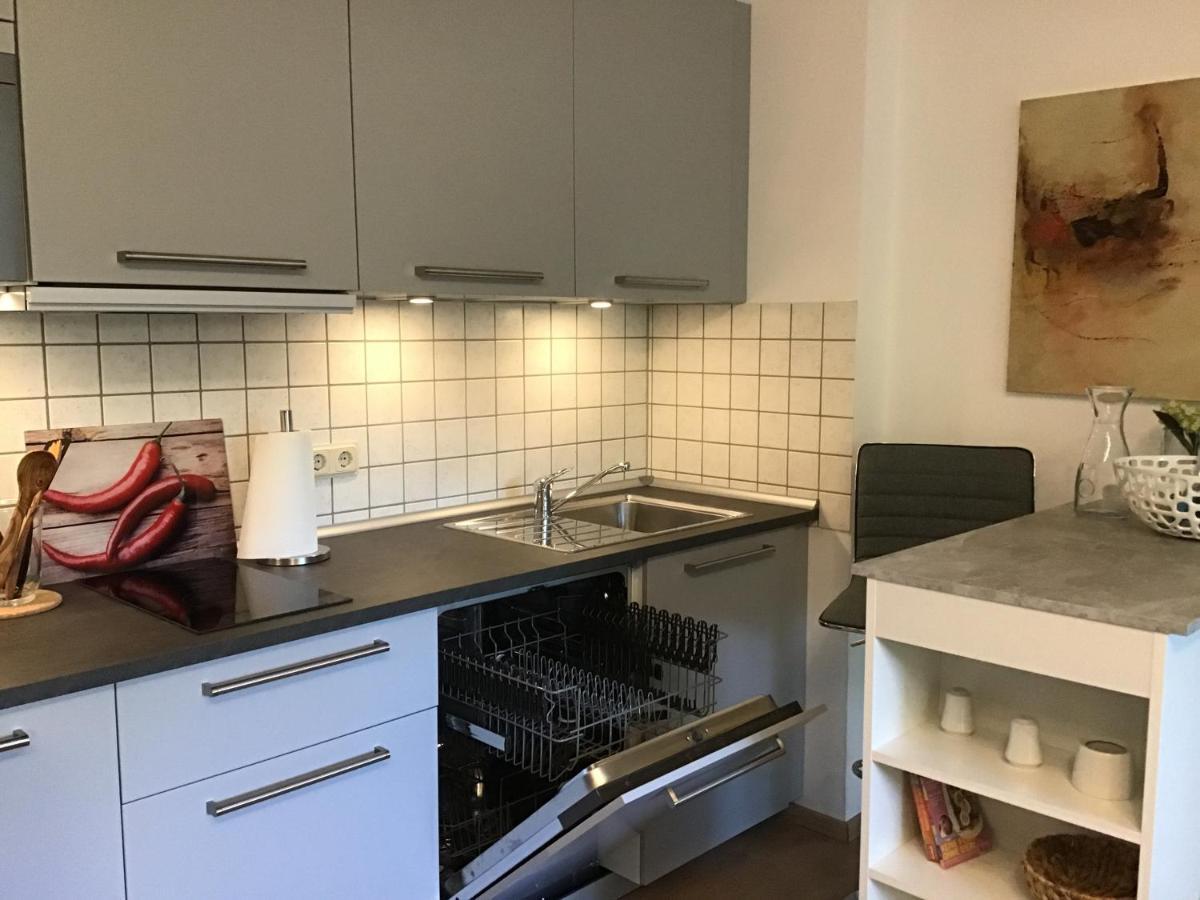 Apartment 1 Mit Terrasse Und Pkw-Stellplatz Leverkusen Extérieur photo